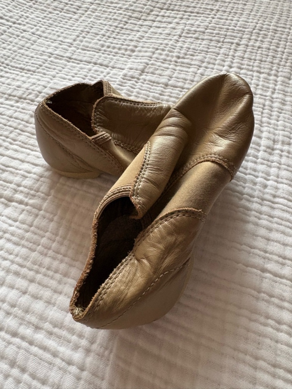 Capezio E-SERIES JAZZ SLIP ON - CHILD
EJ2C, CARAMEL, SIZE 13M